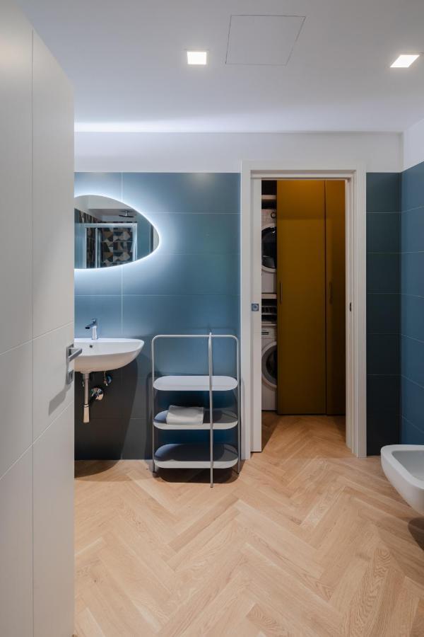 Apartment Happy Domus - Rosso Corte Trastevere Rom